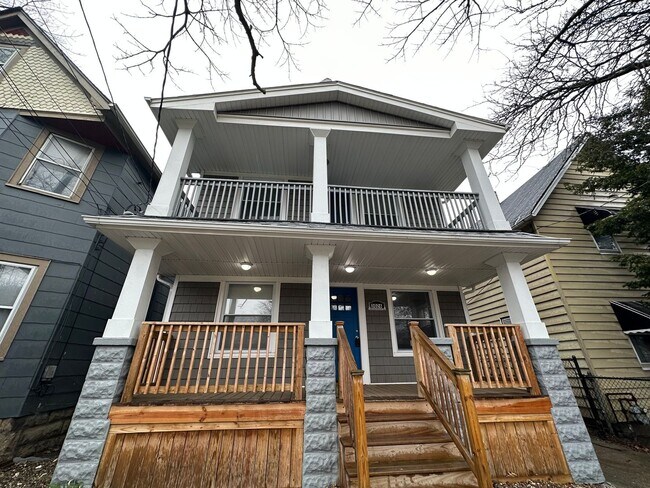 Foto del edificio - 3026 Monroe Ave