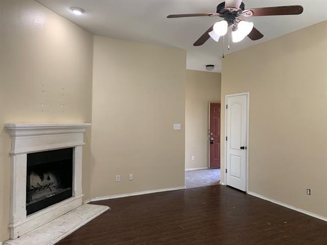 Building Photo - 226 Lavaca Dr