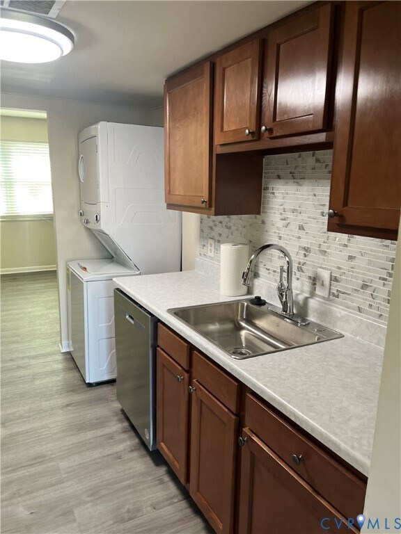 Foto del edificio - 3911 Breezy Ct