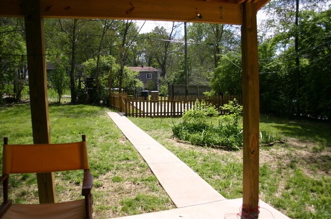 Building Photo - 3809 Elkins Ave