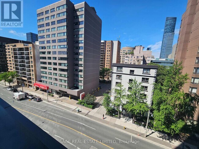 Photo du bâtiment - 319 Jarvis St
