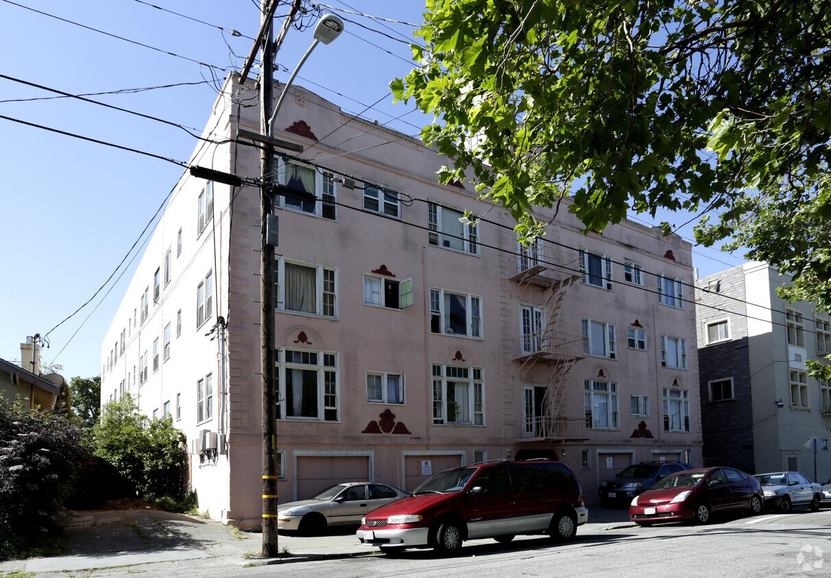 Primary Photo - 1089 57th St