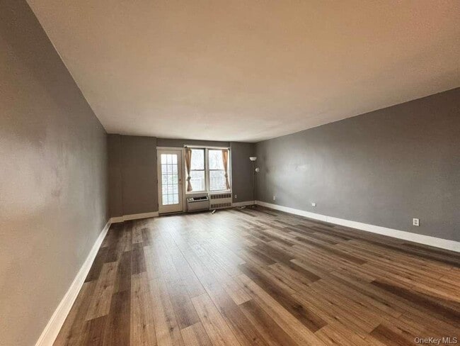 Building Photo - 68-20 Selfridge St