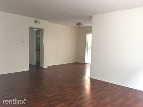 Foto del edificio - 739 N Sweetzer Ave