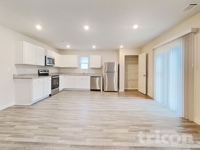 Foto del edificio - 507 Dayspring Dr