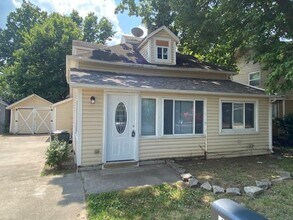 Building Photo - 6046 2nd Ave