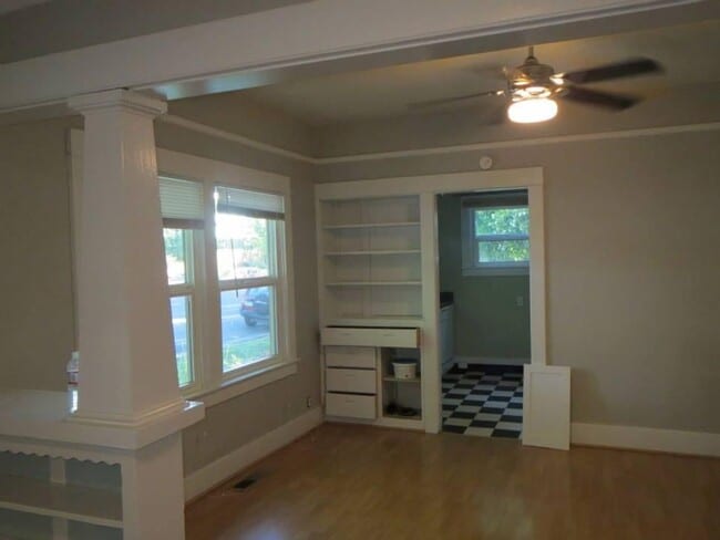 Building Photo - 80 Cherry St