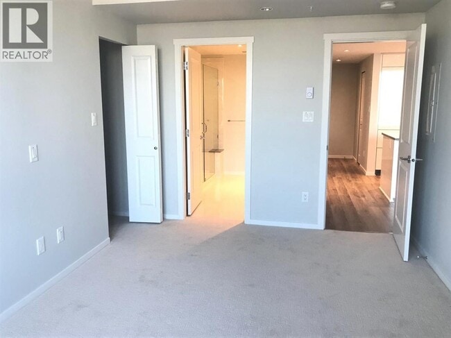 Building Photo - 6636 Dunblane Ave