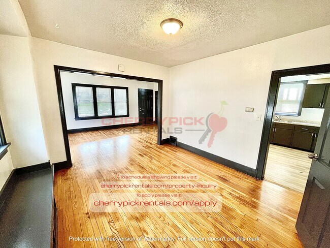 Foto del edificio - 4240 Erskine St