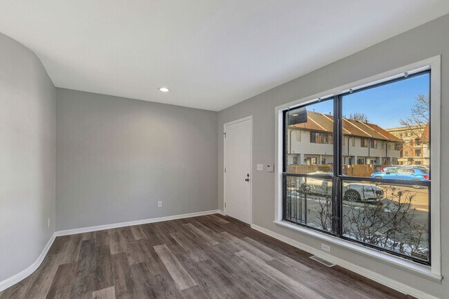 Foto del edificio - 2410 Grandview Ave