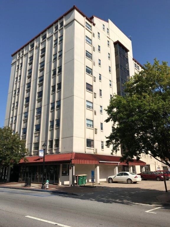 Building Photo - 131 E Broad St