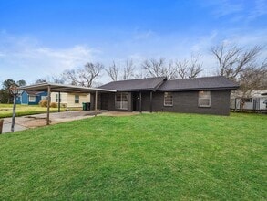 Building Photo - 9347 Clearway Dr