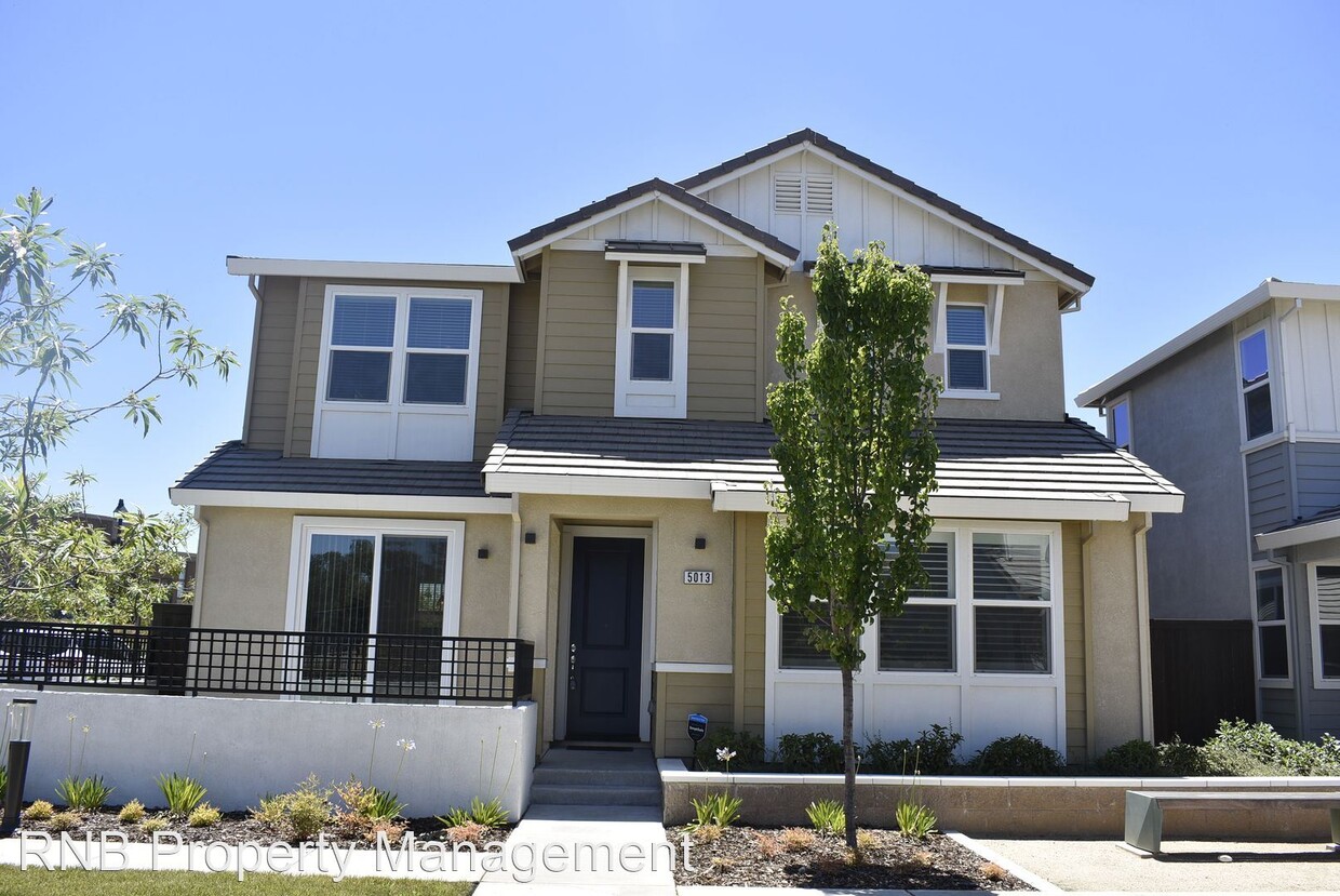 Foto principal - 3 br, 3 bath House - 5013 Jewel Street