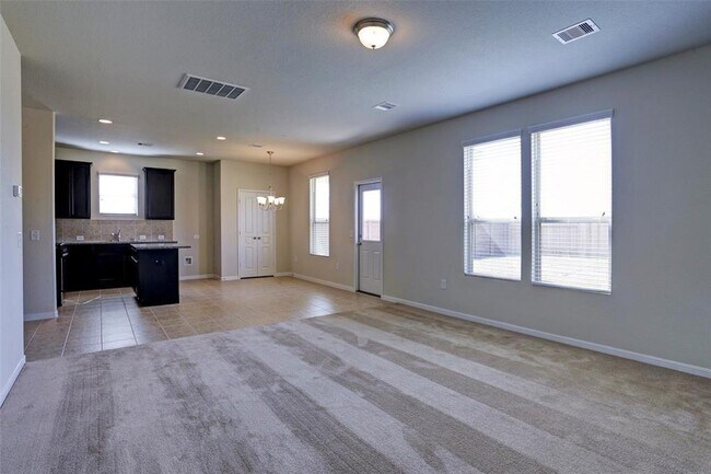 Foto del edificio - 5303 Ivory Glass Dr