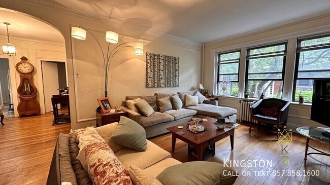 Building Photo - 38 Park St