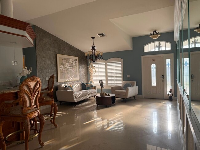 Foto del edificio - 2560 44th St SW