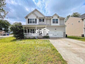 Building Photo - 1045 Quail St