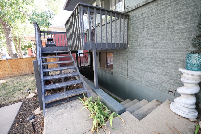 Building Photo - 3233 Meade St