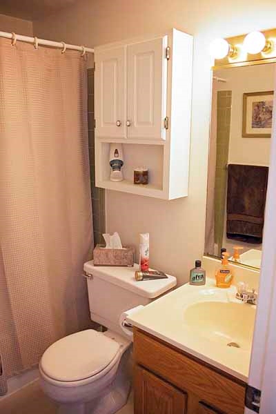 Bathroom - Maple Knoll Apartments