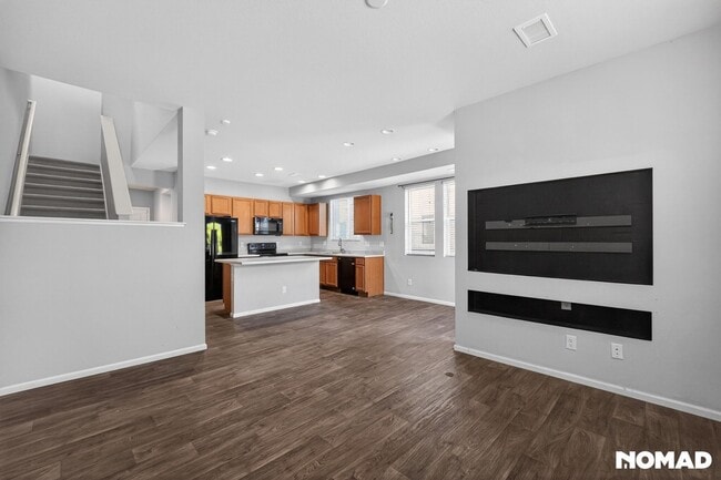 Building Photo - 16041 E Elk Dr
