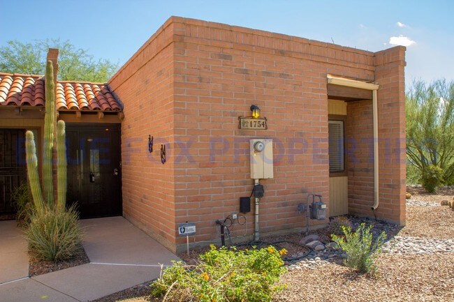 Building Photo - 1754 W Dalehaven Cir