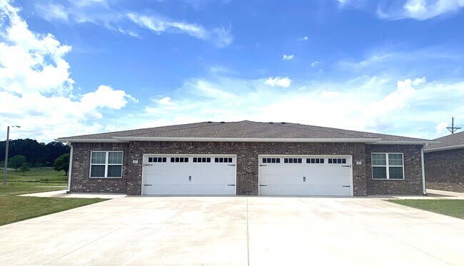 Foto del edificio - 1122 Crosby Dr