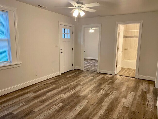 Foto del edificio - Commodore Park