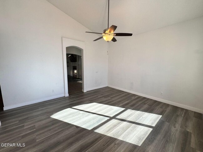 Building Photo - 757 Desert Star Dr