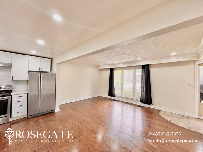 Building Photo - Newly Renovated 3-Bedroom Detached Home wi...