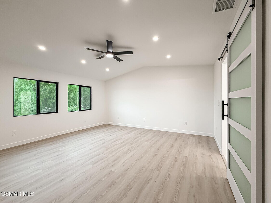 Building Photo - 29820 Rainbow Crest Dr