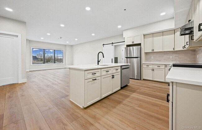 Foto del edificio - 80 Division St