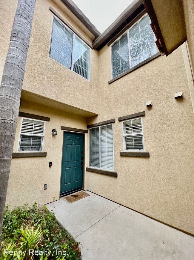 Foto del edificio - 3 br, 2.5 bath House - 649 Sumner Way Unit 3