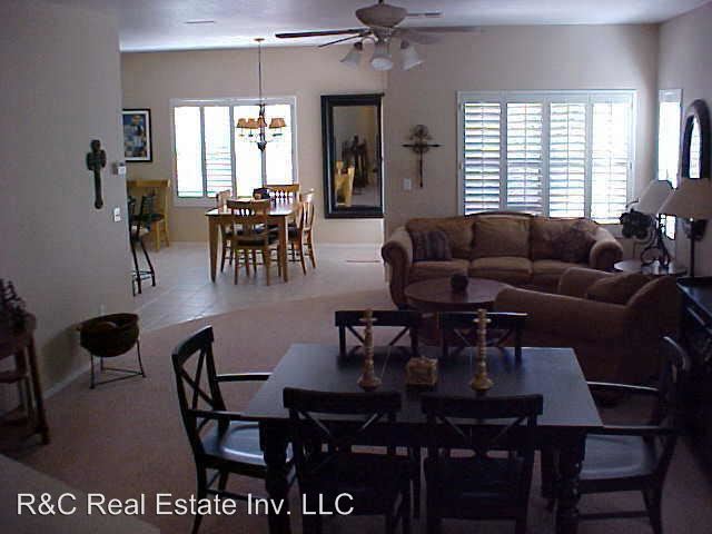 Building Photo - 1711 W Amberwood Dr