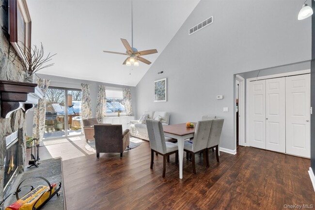 Building Photo - 72 Old Farm Ln