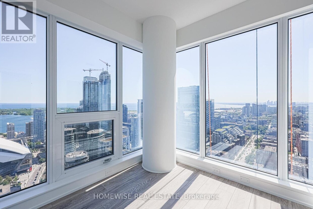 Primary Photo - 55 Mercer St