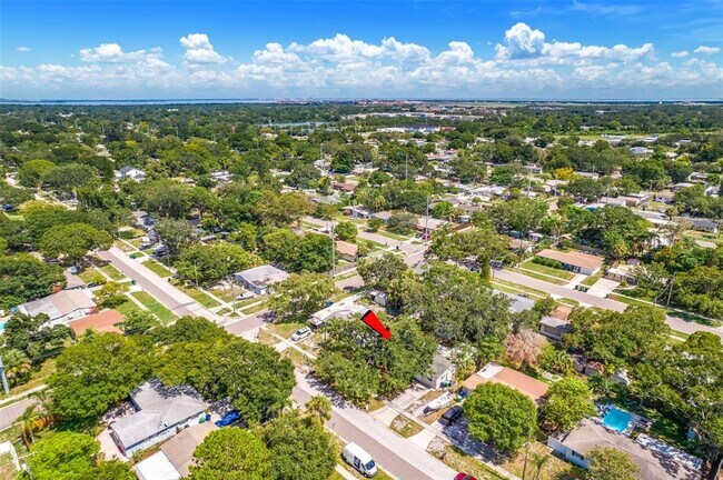 Building Photo - 4704 W Wyoming Ave