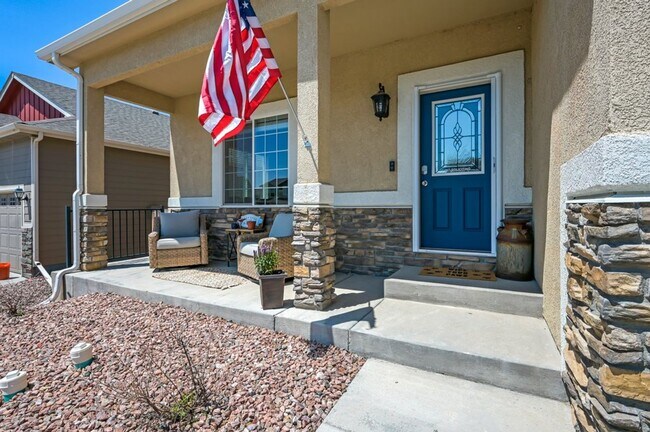 Building Photo - Evolve Real Estate: Ranch Style 3 Bedroom ...