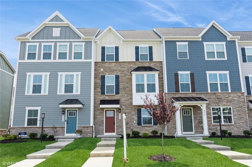 Photo - 4806 Spruce Rd
