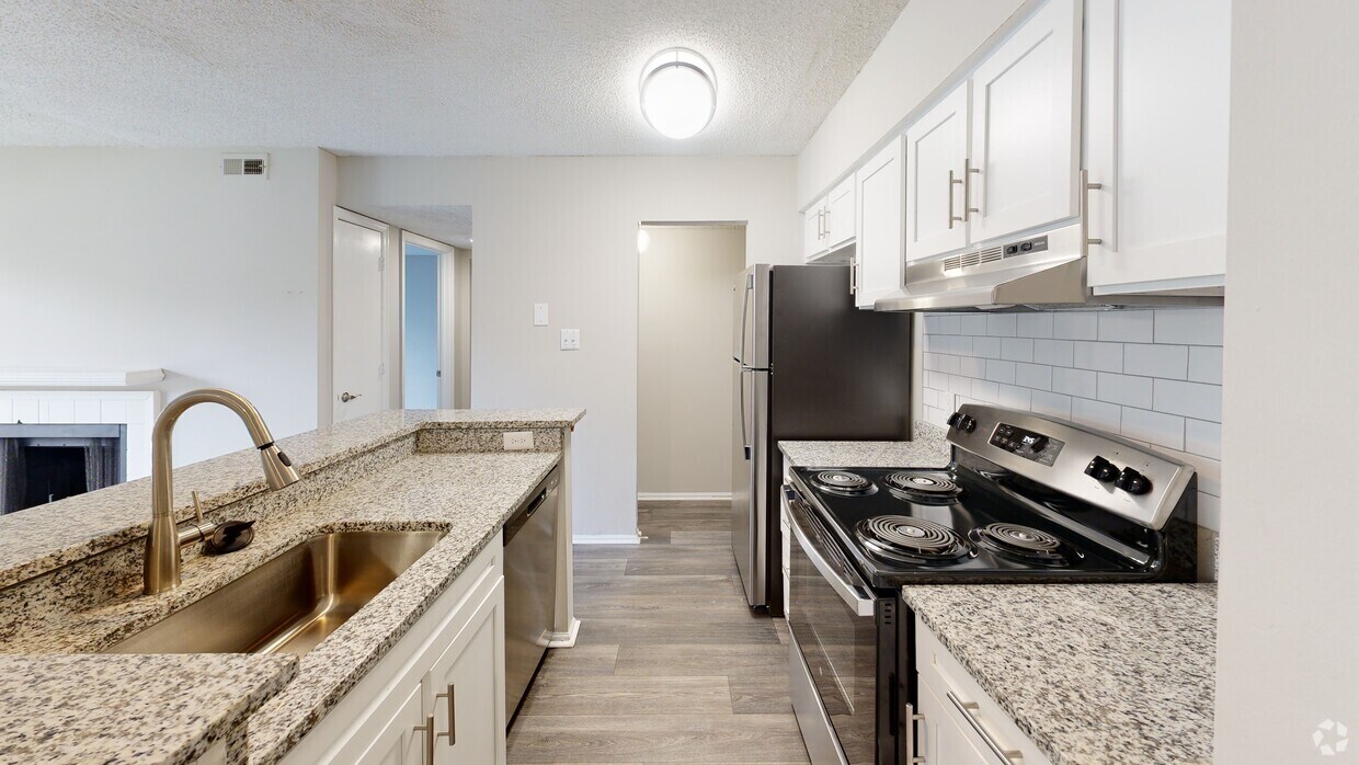 Photo - Hickory Creek Apartments