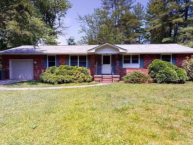 Primary Photo - 708 Heatherwood Dr