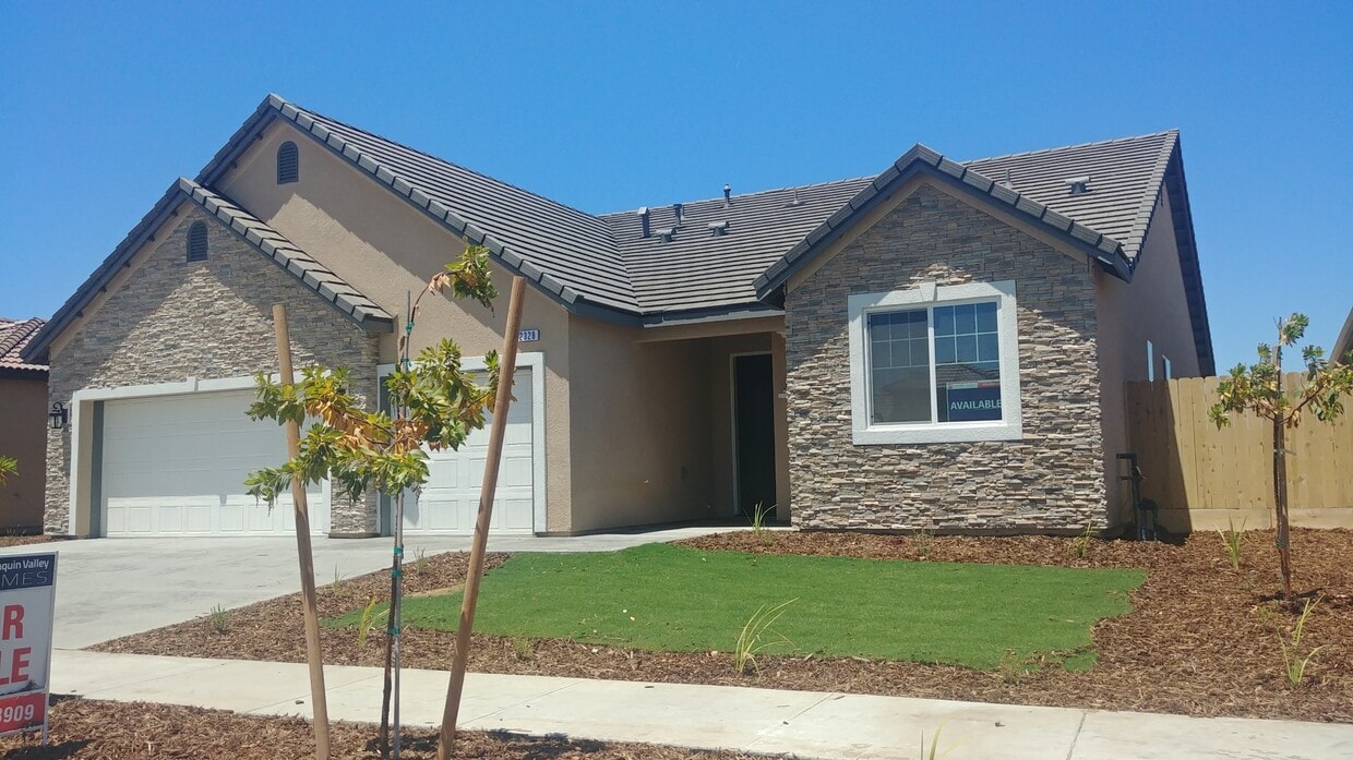 Foto principal - 2328 Chianti Wy