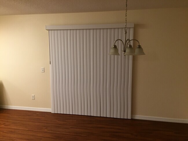 Foto del edificio - 845 Pearl St,