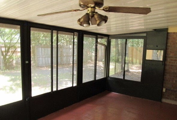 Foto del edificio - 8139 Justin Rd N