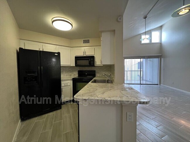 Foto del edificio - 4010 Atrium Dr