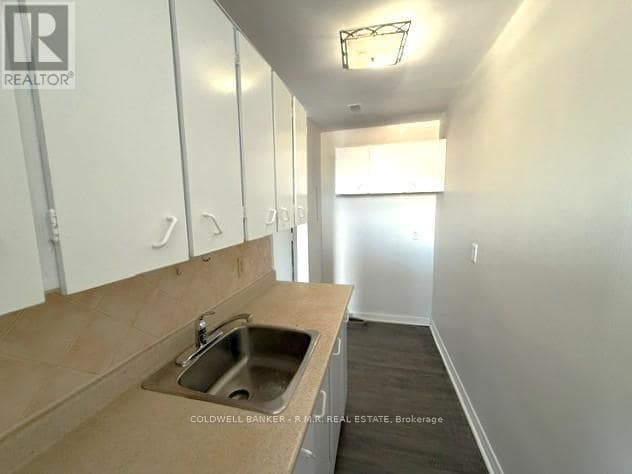 Photo du bâtiment - 357 Wilson Rd S