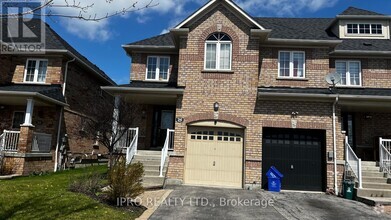 Building Photo - 26 Atlantis Dr