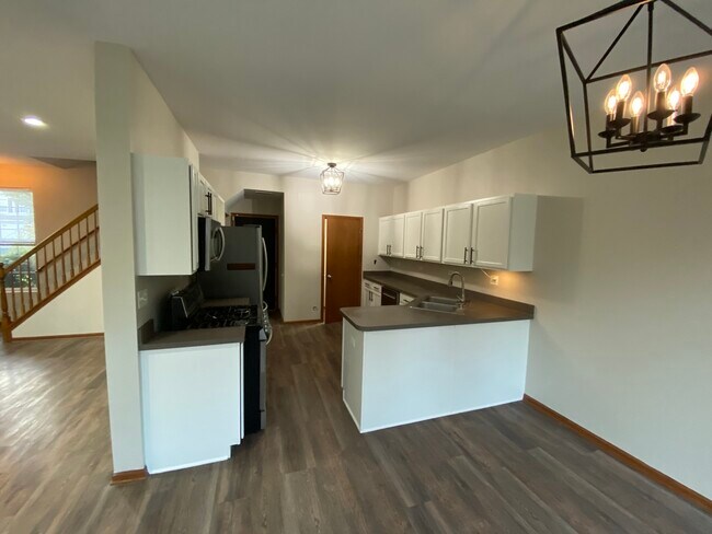 Foto del edificio - 610 Springbrook Trail N