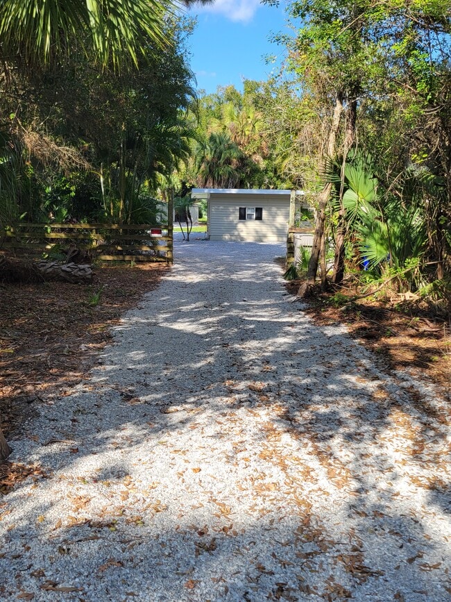 Building Photo - 6150 61st St