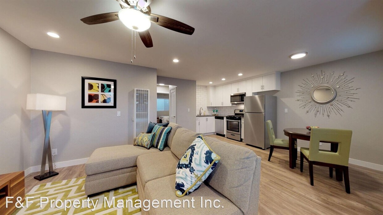 Primary Photo - 303 W Clemmens Ln