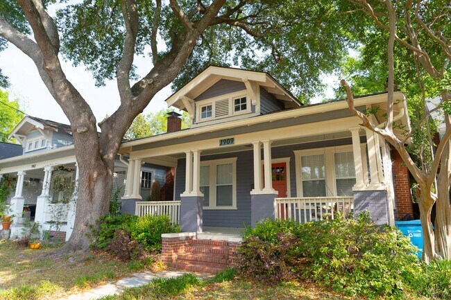 Foto del edificio - Charming Historic Home Walkable to Cargo & Soda Pop Districts